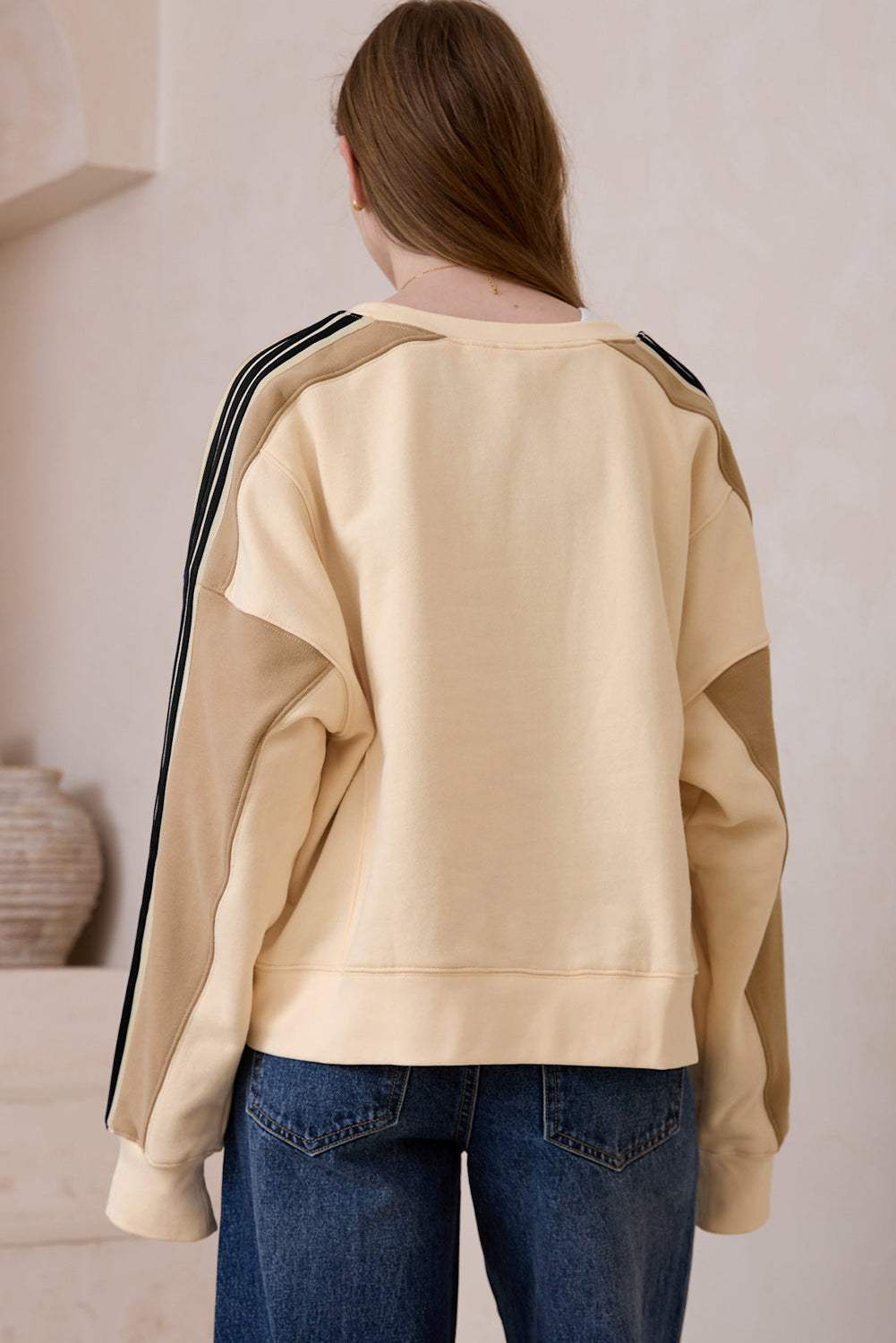 Contrast Round Neck Long Sleeve Sweatshirt - Trendsi - Flyclothing LLC