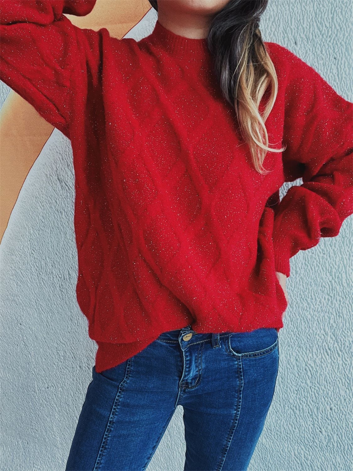 Diamond Round Neck Long Sleeve Sweater - Trendsi