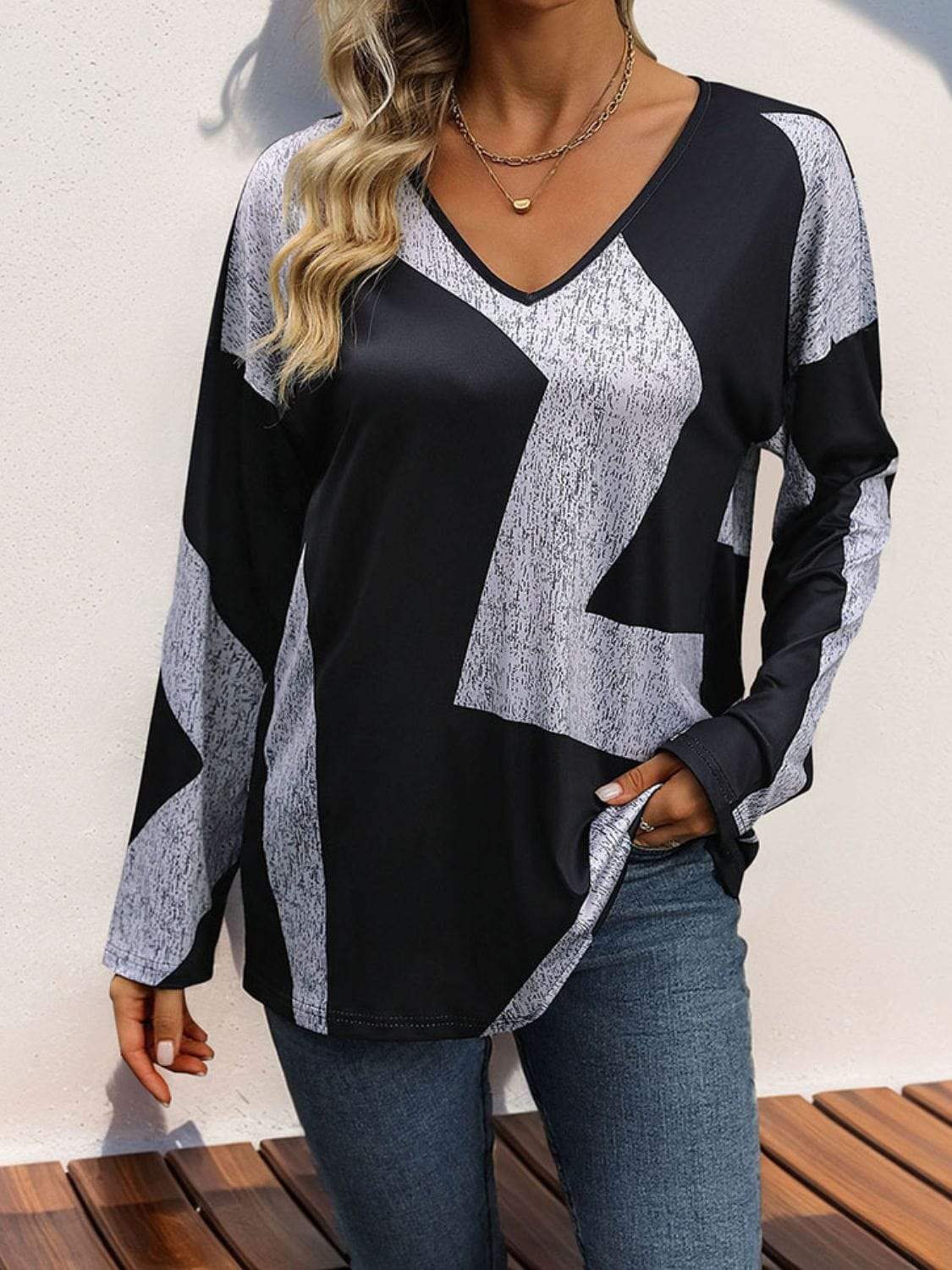 Color Block V-Neck Long Sleeve T-Shirt - Trendsi - Flyclothing LLC