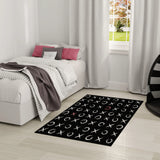 4' X 5' Black And White XOXO Youthful Washable Area Rug