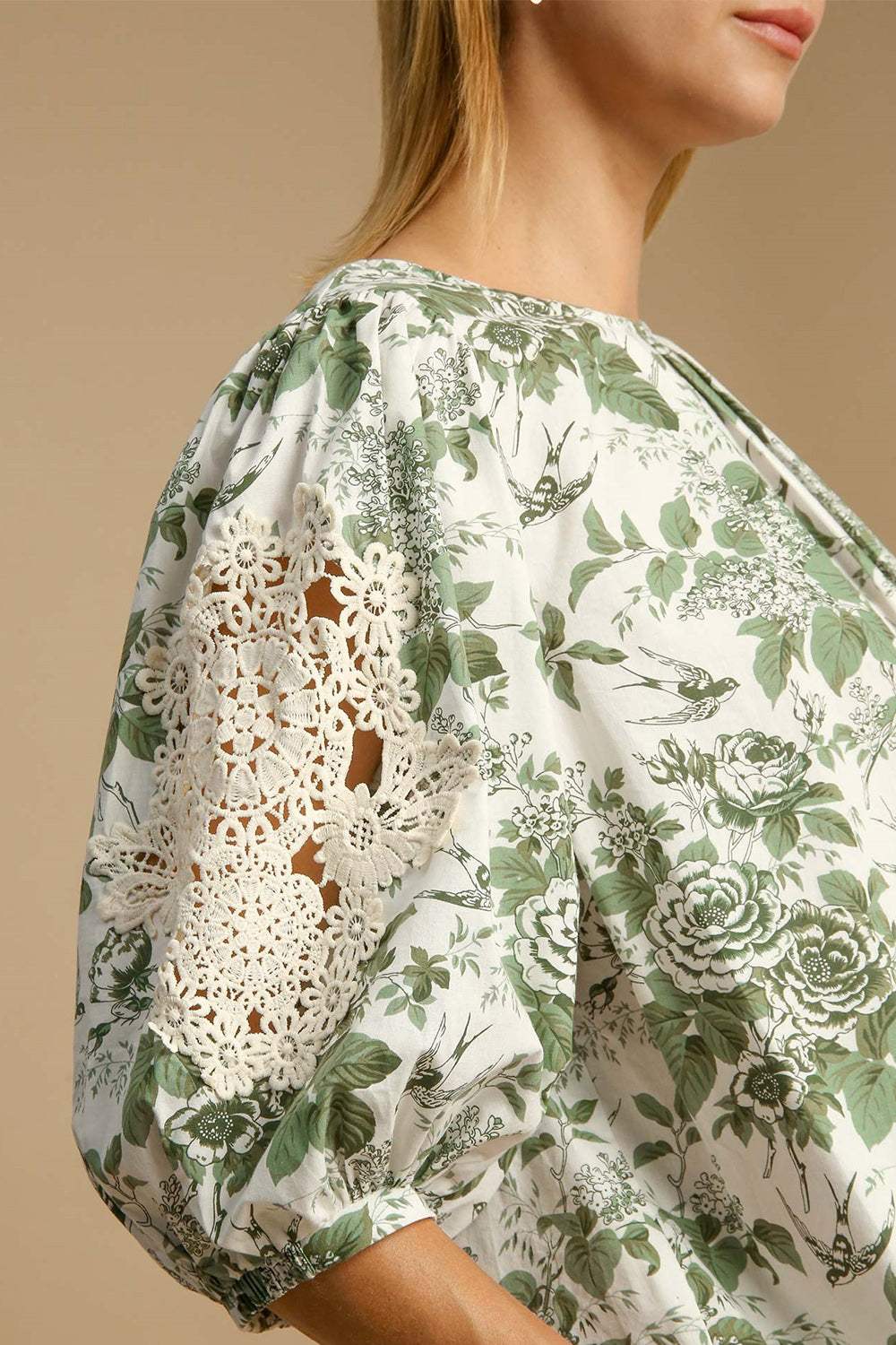 Umgee Floral Pleated Detail Lace Trim Sleeve Blouse - Trendsi - Flyclothing LLC
