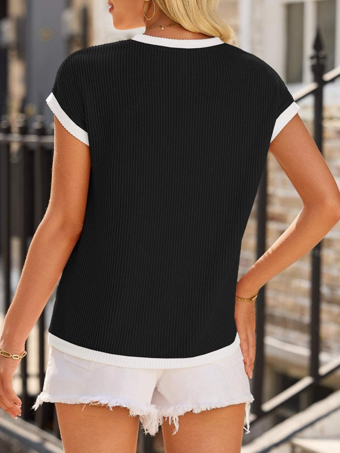 Contrast Trim Round Neck Short Sleeve T-Shirt - Trendsi - Flyclothing LLC
