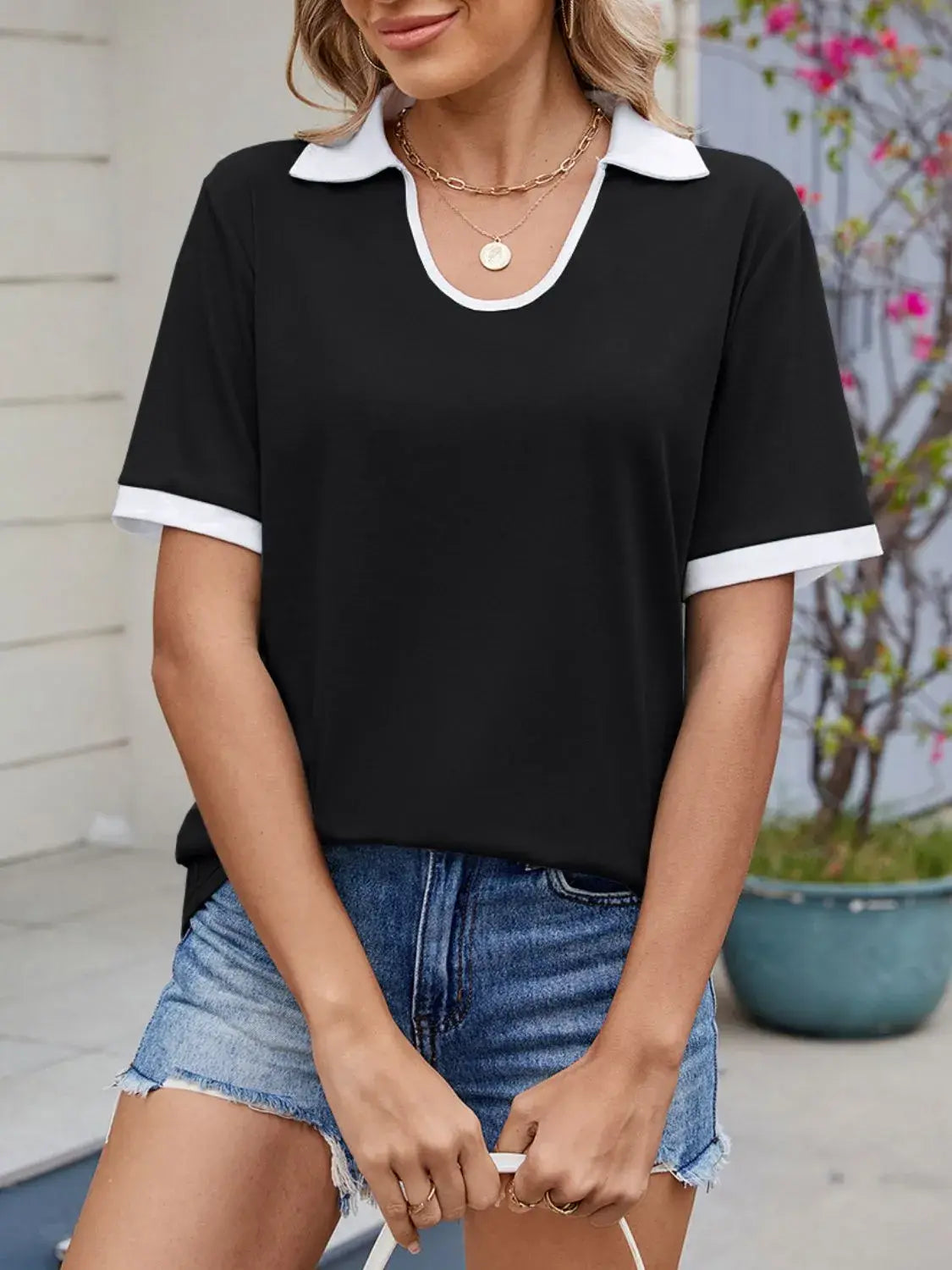 Contrast Trim Collar Short Sleeve Casual T-Shirt - Trendsi - Flyclothing LLC