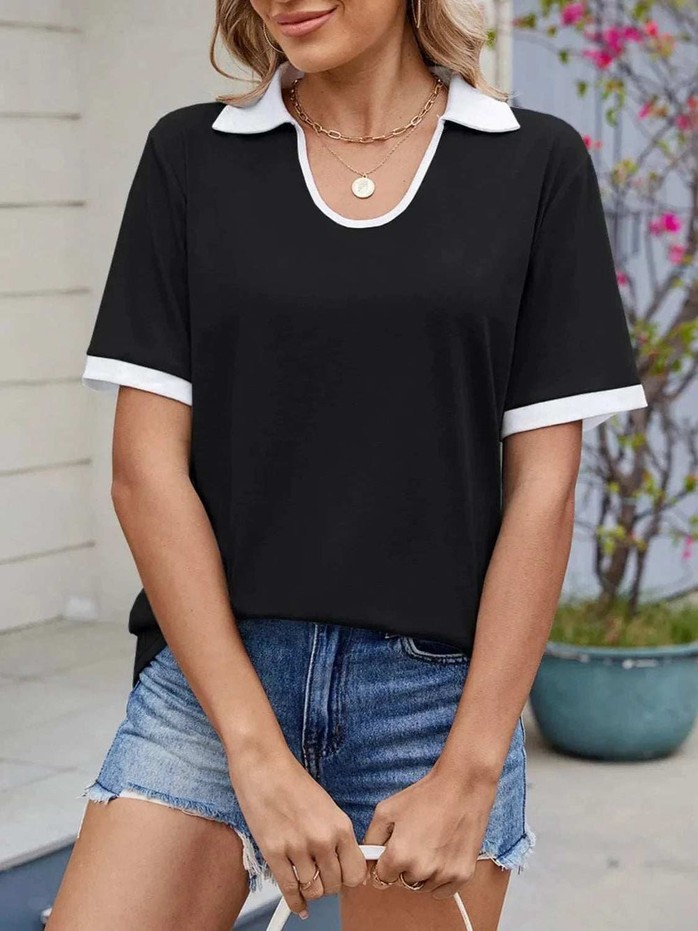 Contrast Trim Collar Short Sleeve Casual T-Shirt - Trendsi - Flyclothing LLC