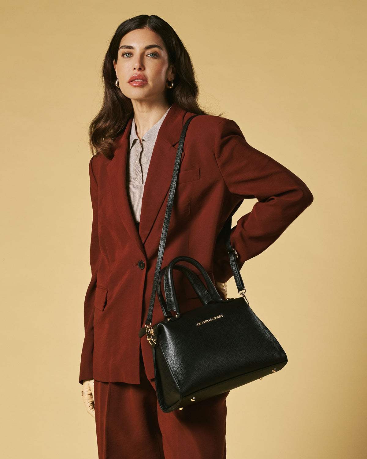 Zita (black) - Italian calf leather women's handbag (with shoulder strap)