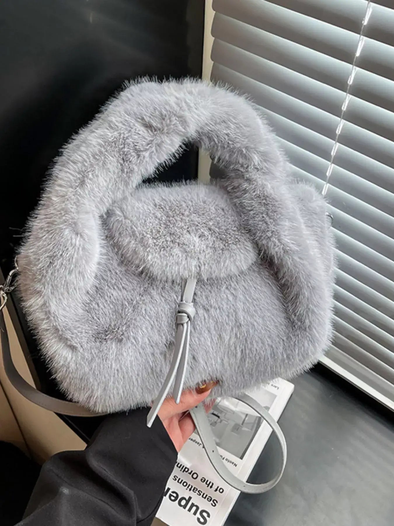 Fluffy Lightweight Handbag - Trendsi - Flyclothing LLC