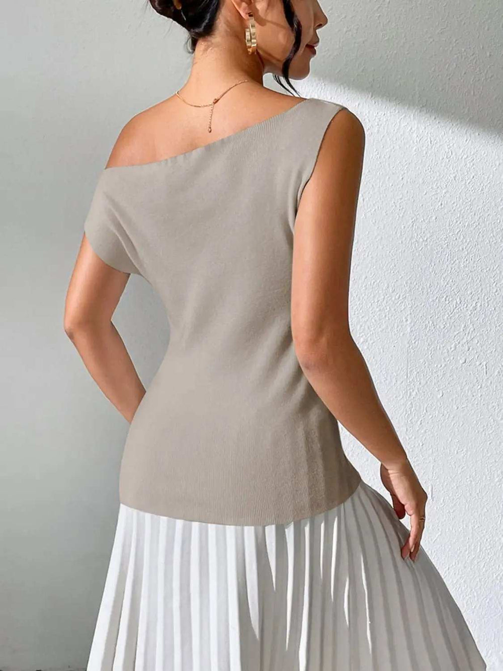 Single Shoulder Short Sleeve Knit Top - Trendsi - Flyclothing LLC