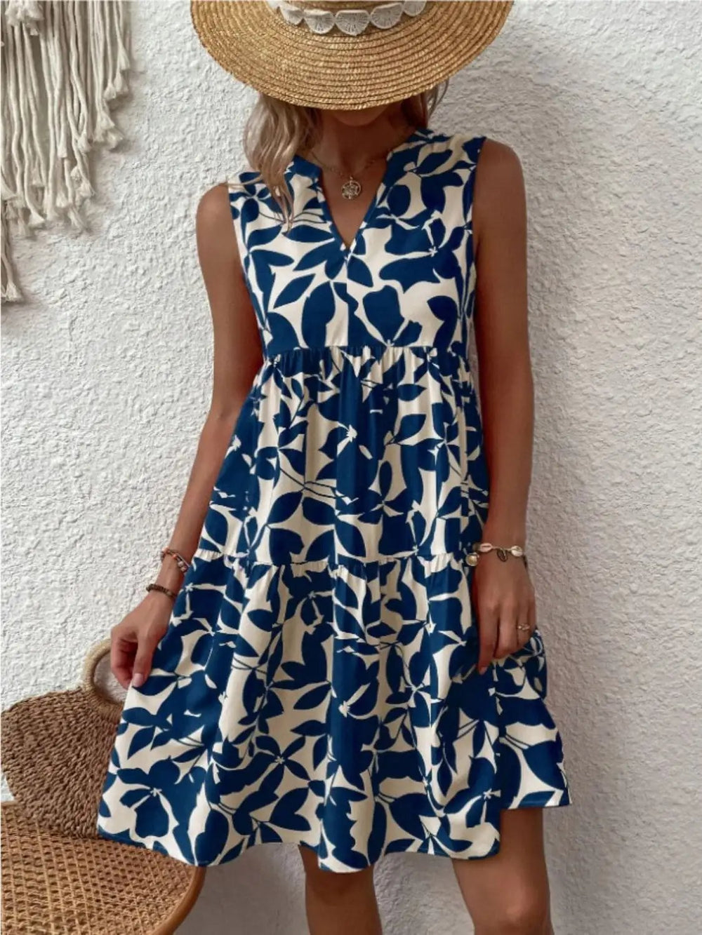Printed Notched Sleeveless Mini Dress - Trendsi