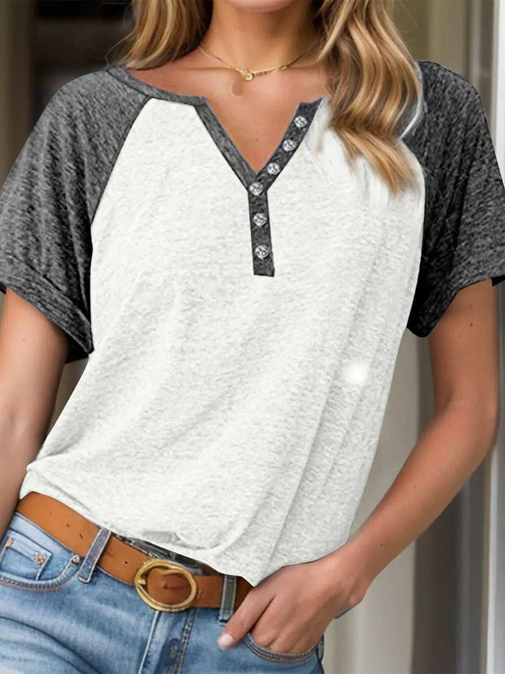 Contrast Notched Short Sleeve T-Shirt - Trendsi - Flyclothing LLC