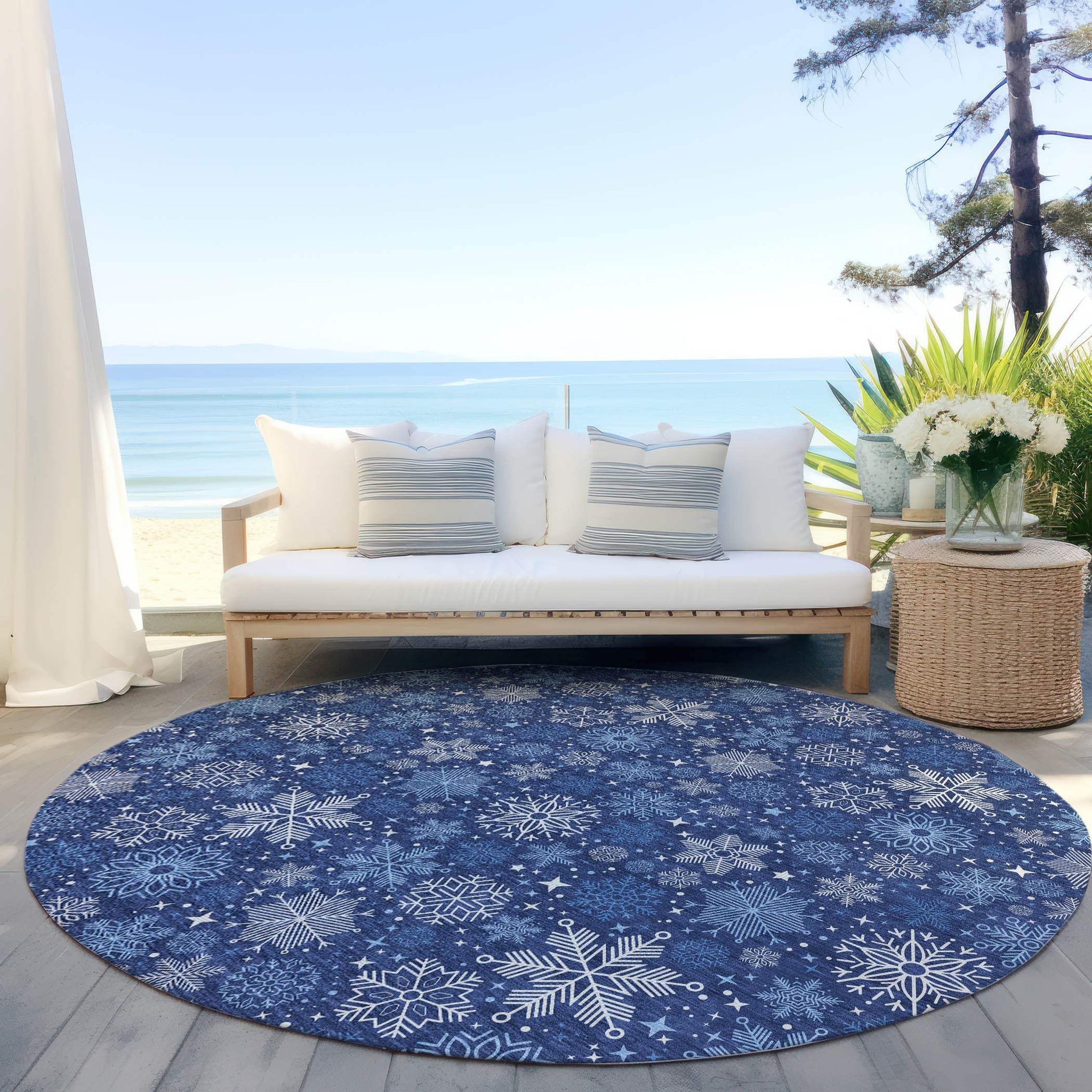 8' Navy Blue Ivory And Sky Blue Round Snowflake Washable Indoor Outdoor Area Rug - Homeroots - Flyclothing LLC