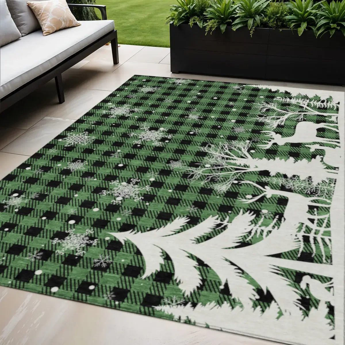 5' X 8' Green Black And Ivory Plaid Washable Indoor Outdoor Area Rug - Homeroots - Flyclothing LLC