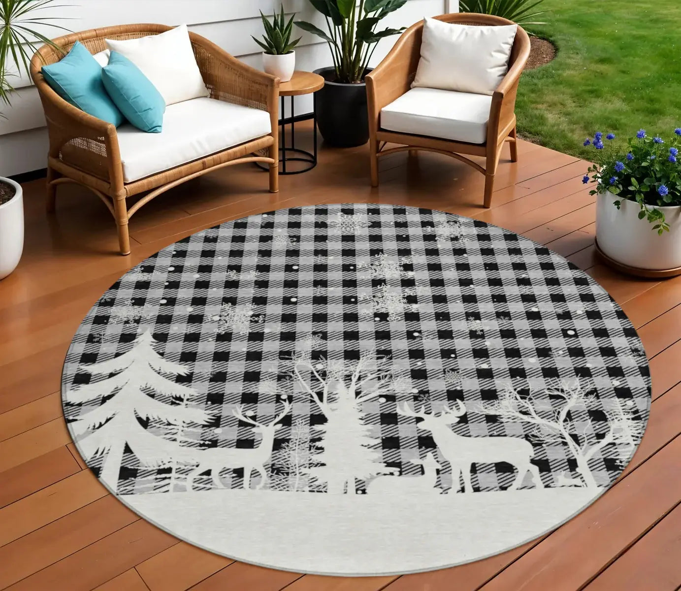 8' Gray Black And Ivory Round Plaid Washable Indoor Outdoor Area Rug - Homeroots - Flyclothing LLC