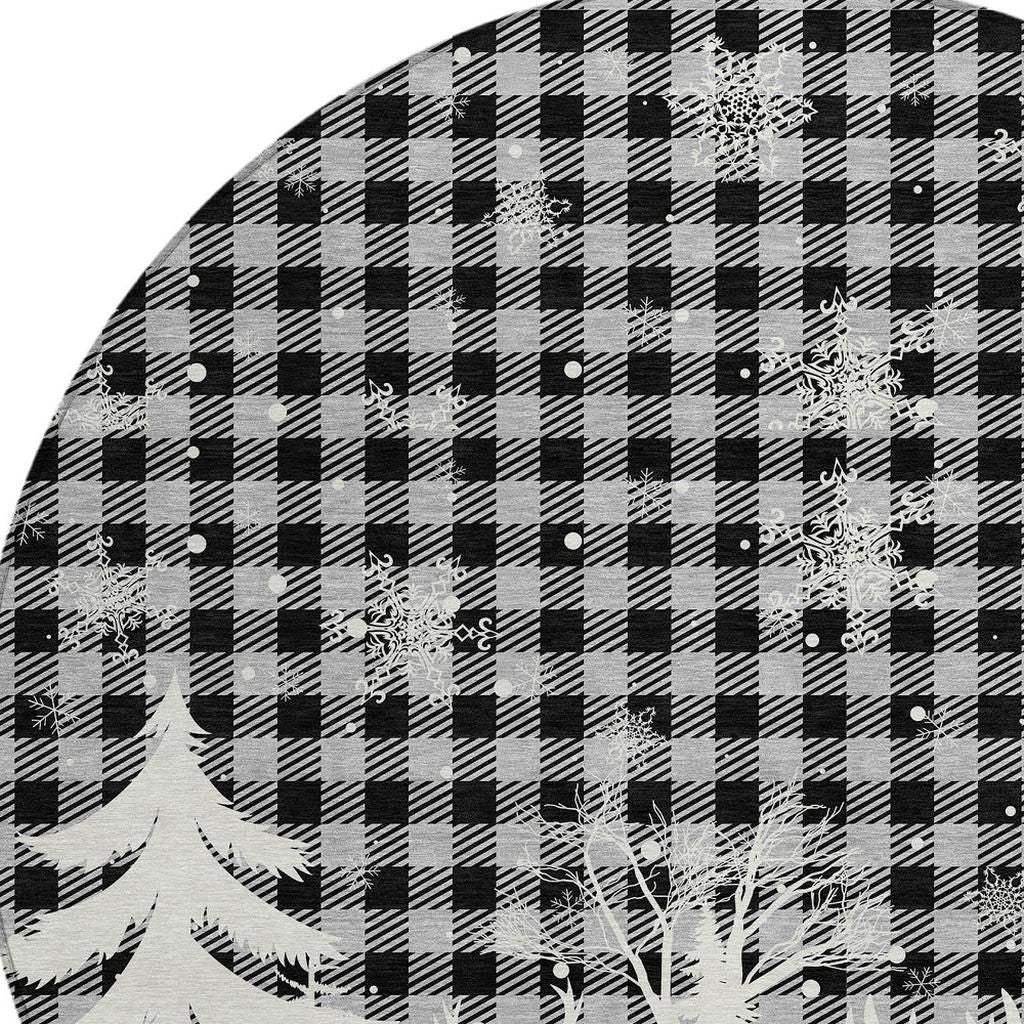 8' Gray Black And Ivory Round Plaid Washable Indoor Outdoor Area Rug - Homeroots - Flyclothing LLC