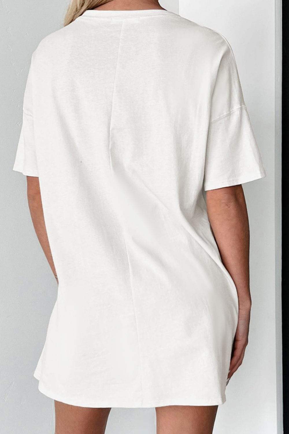 Bow Graphic Round Neck Short Sleeve T-Shirt - Trendsi - Flyclothing LLC