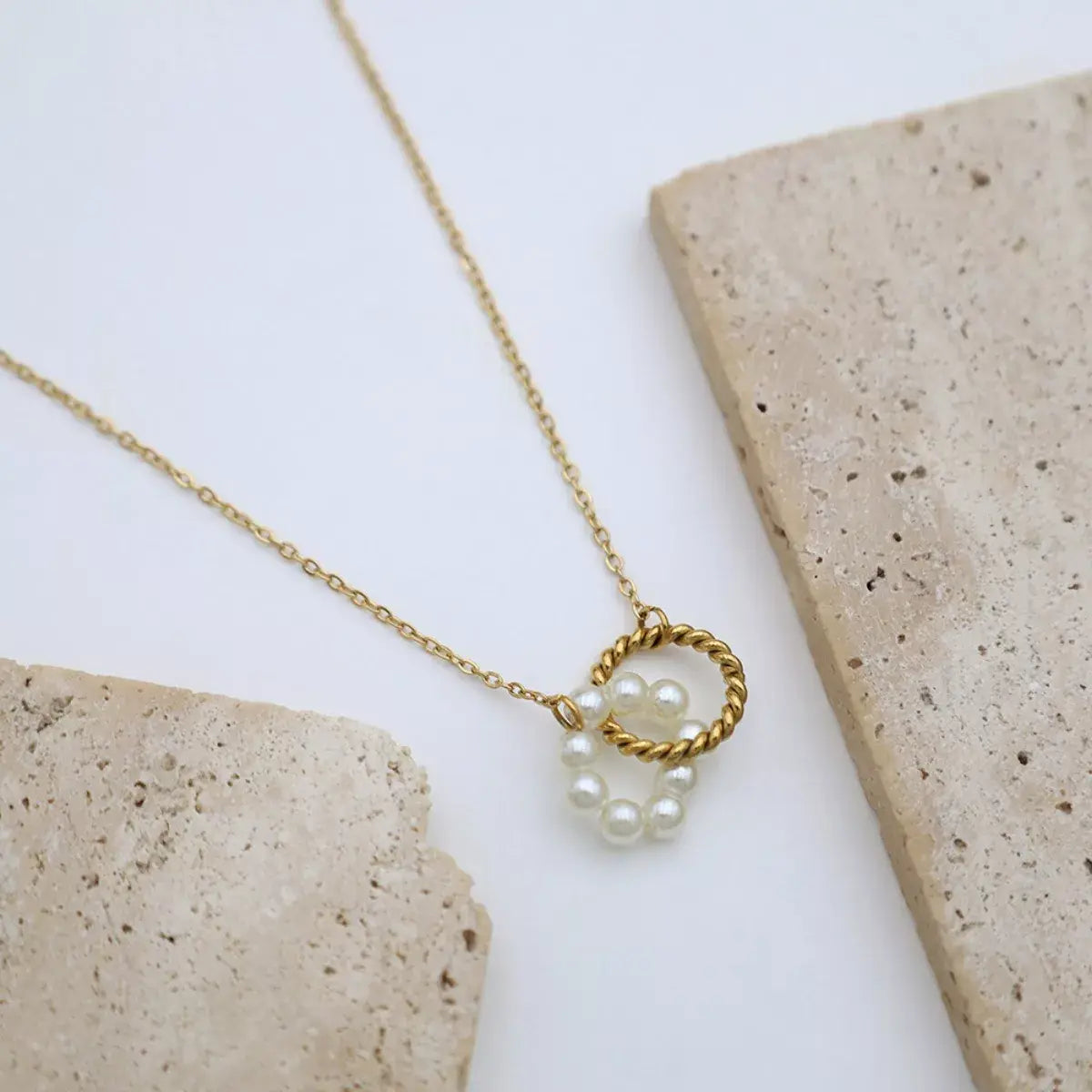 18K Gold-Plated Pearl Twisted Pendant Necklace - Trendsi - Flyclothing LLC