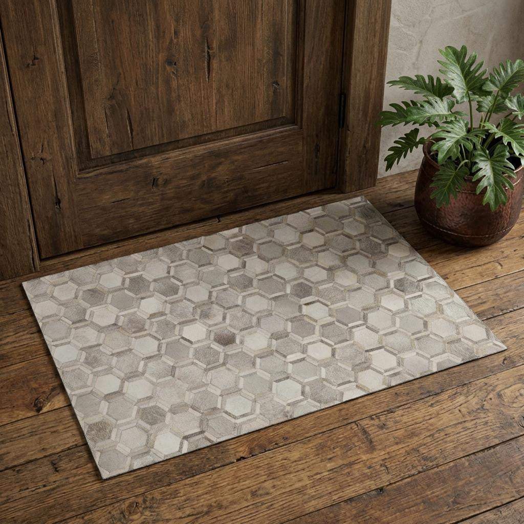 3' X 5' Gray Ivory And Beige Geometric Washable Area Rug With UV Protection - HomeRoots - Flyclothing LLC
