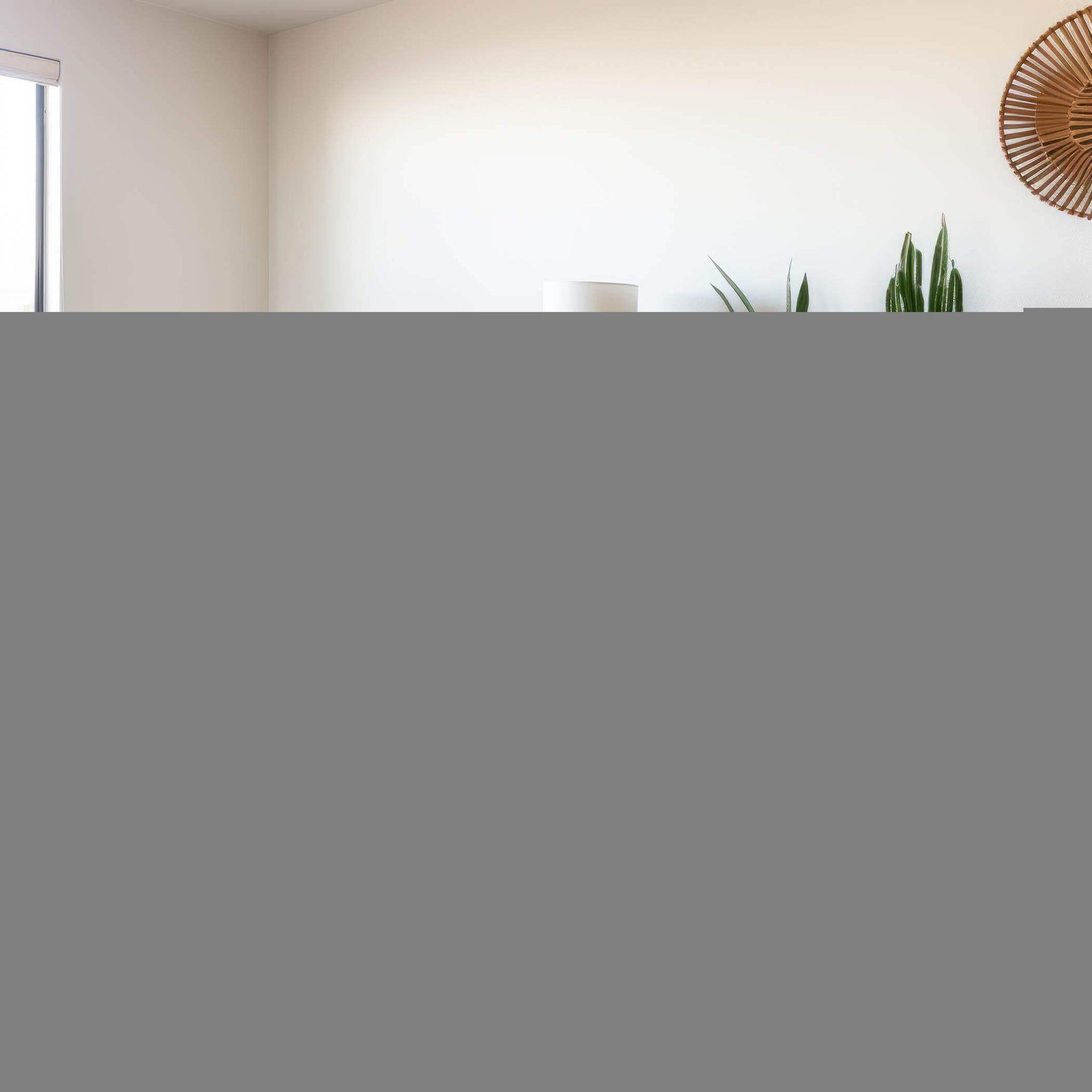 8' Ivory And Gray Geometric Washable Round Rug With UV Protection - HomeRoots - Flyclothing LLC