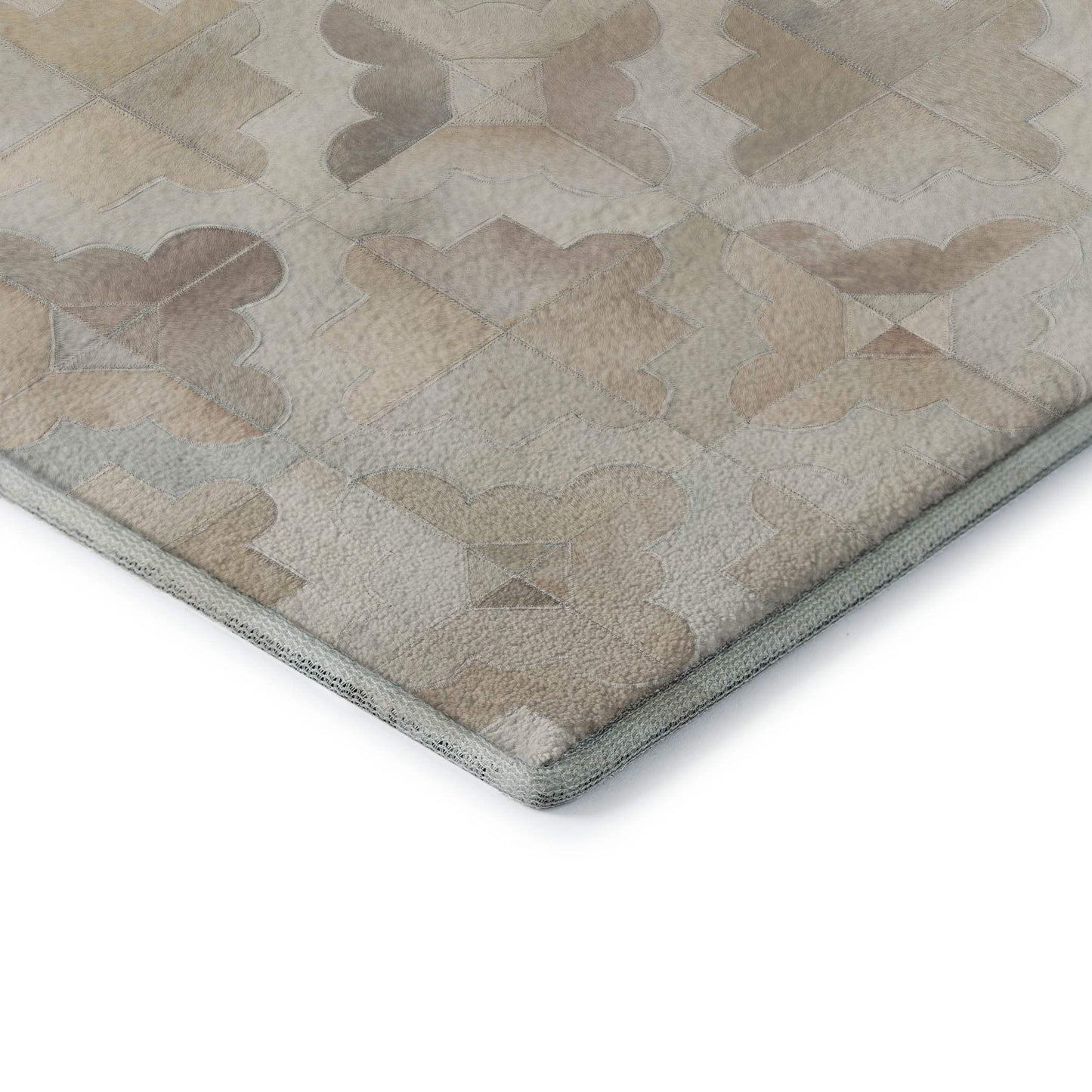 5' X 8' Ivory Beige And Gray Diamond Washable Area Rug With UV Protection - HomeRoots - Flyclothing LLC