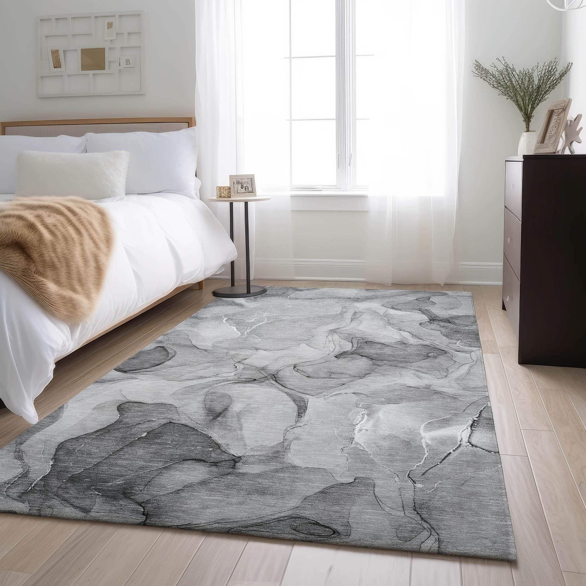 8' X 10' Gray And Ivory Abstract Washable Area Rug With UV Protection - HomeRoots - Flyclothing LLC