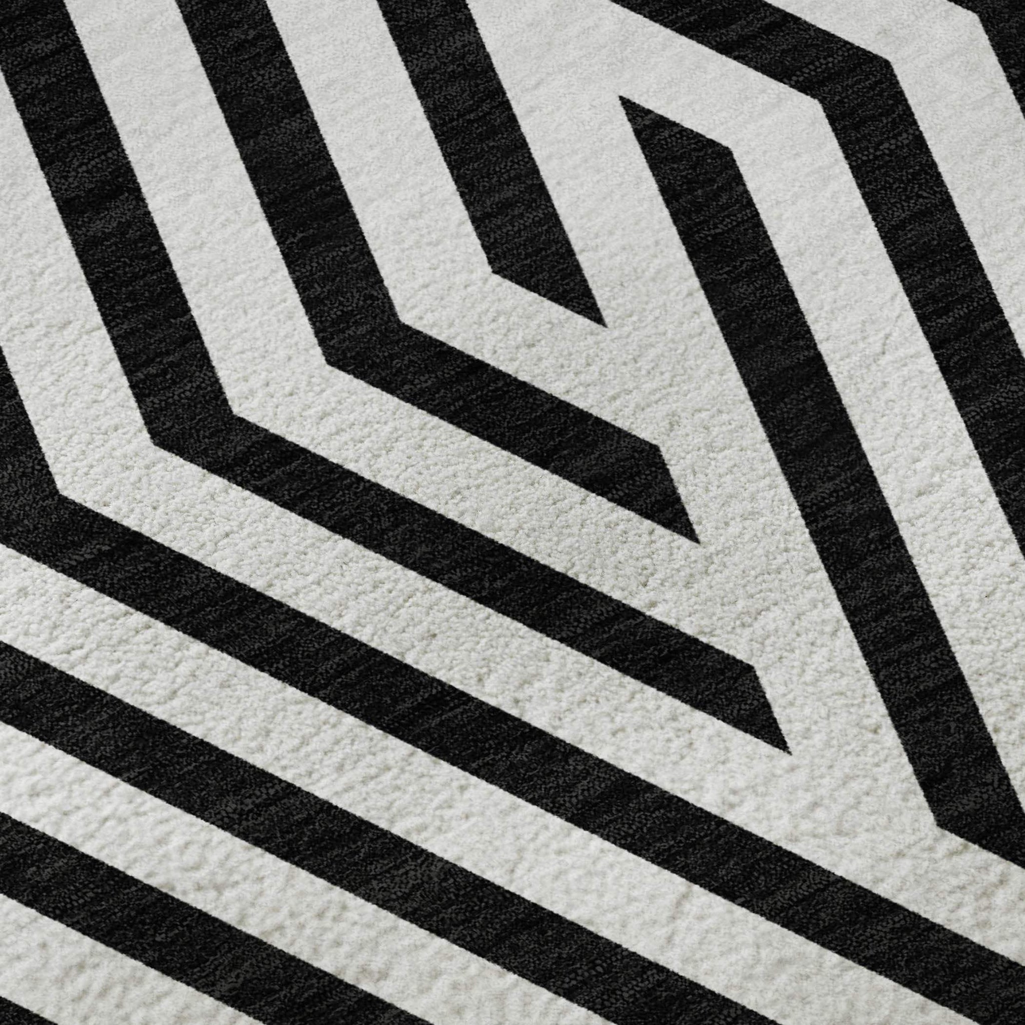 3' X 5' Black And Ivory Geometric Washable Area Rug With UV Protection - HomeRoots - Flyclothing LLC