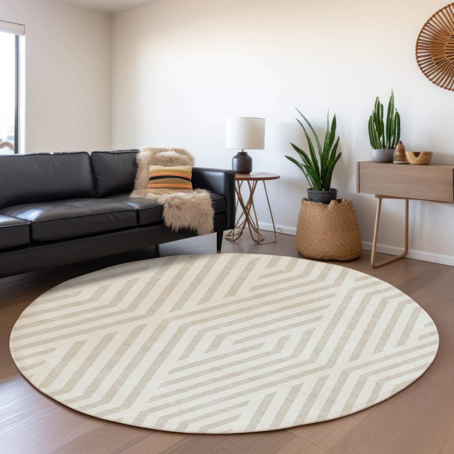 8' Ivory And Beige Geometric Washable Round Rug With UV Protection - HomeRoots - Flyclothing LLC