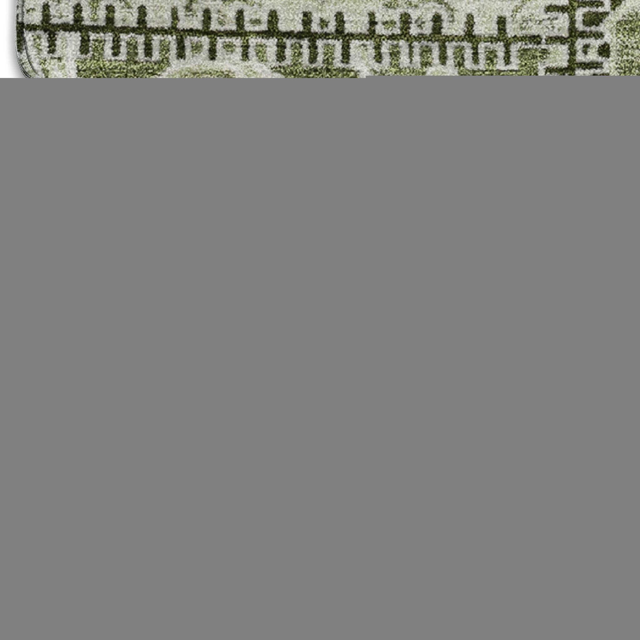9' X 12' Green And Ivory Patchwork Distressed Washable Area Rug With UV Protection - HomeRoots - Flyclothing LLC