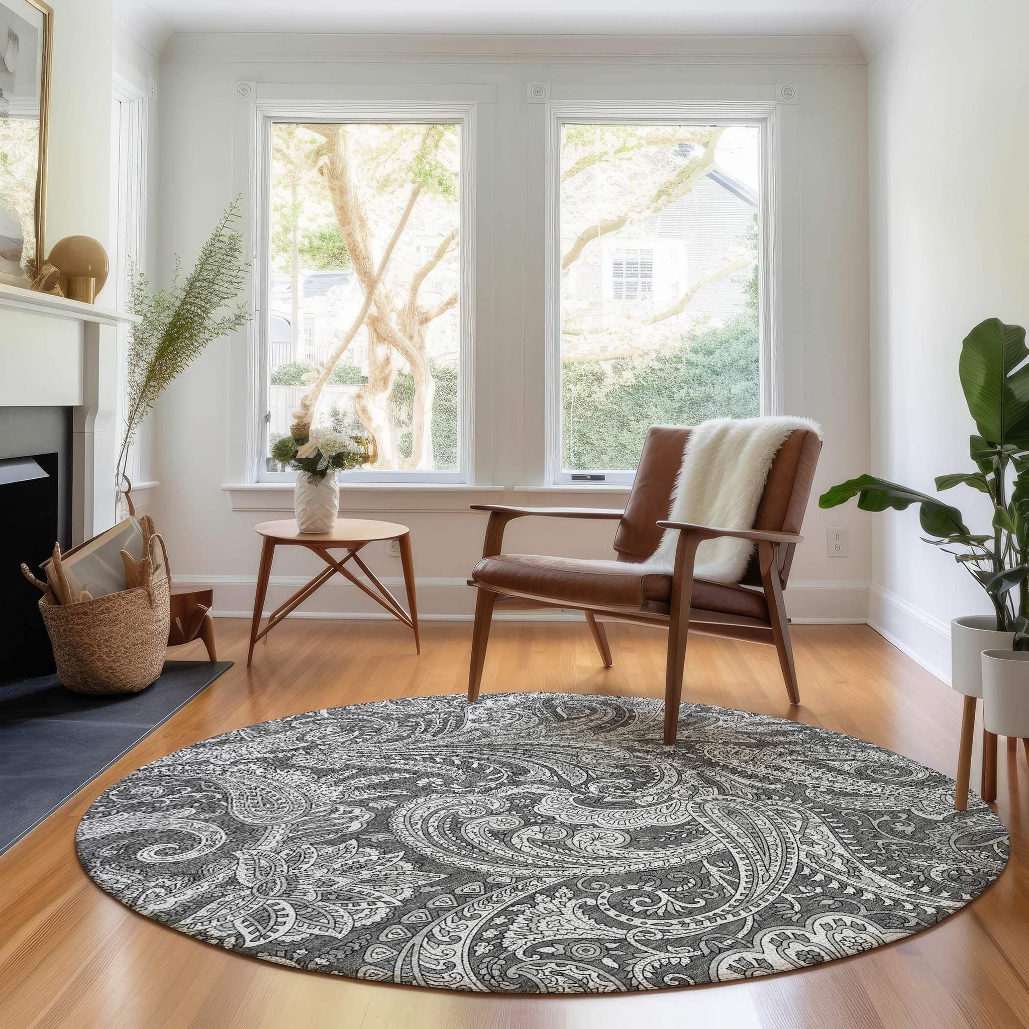 8' Gray And Ivory Paisley Washable Round Rug With UV Protection - HomeRoots - Flyclothing LLC