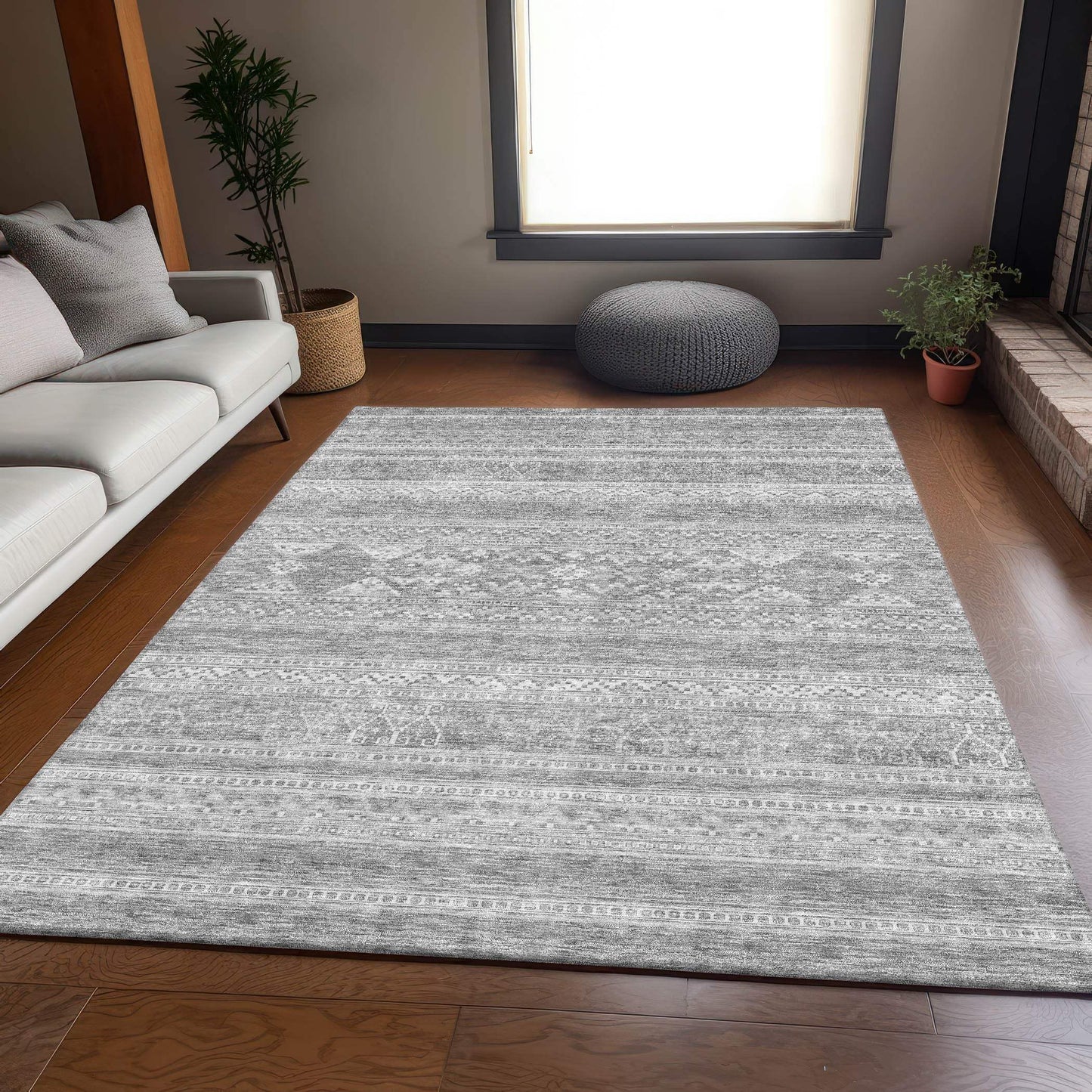 5' X 8' Silver And Gray Southwestern Washable Area Rug With UV Protection - HomeRoots - Flyclothing LLC