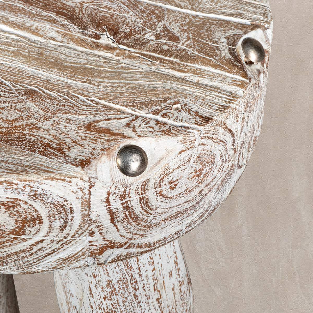 19" White Distressed Solid Wood Round End Table - HomeRoots - Flyclothing LLC
