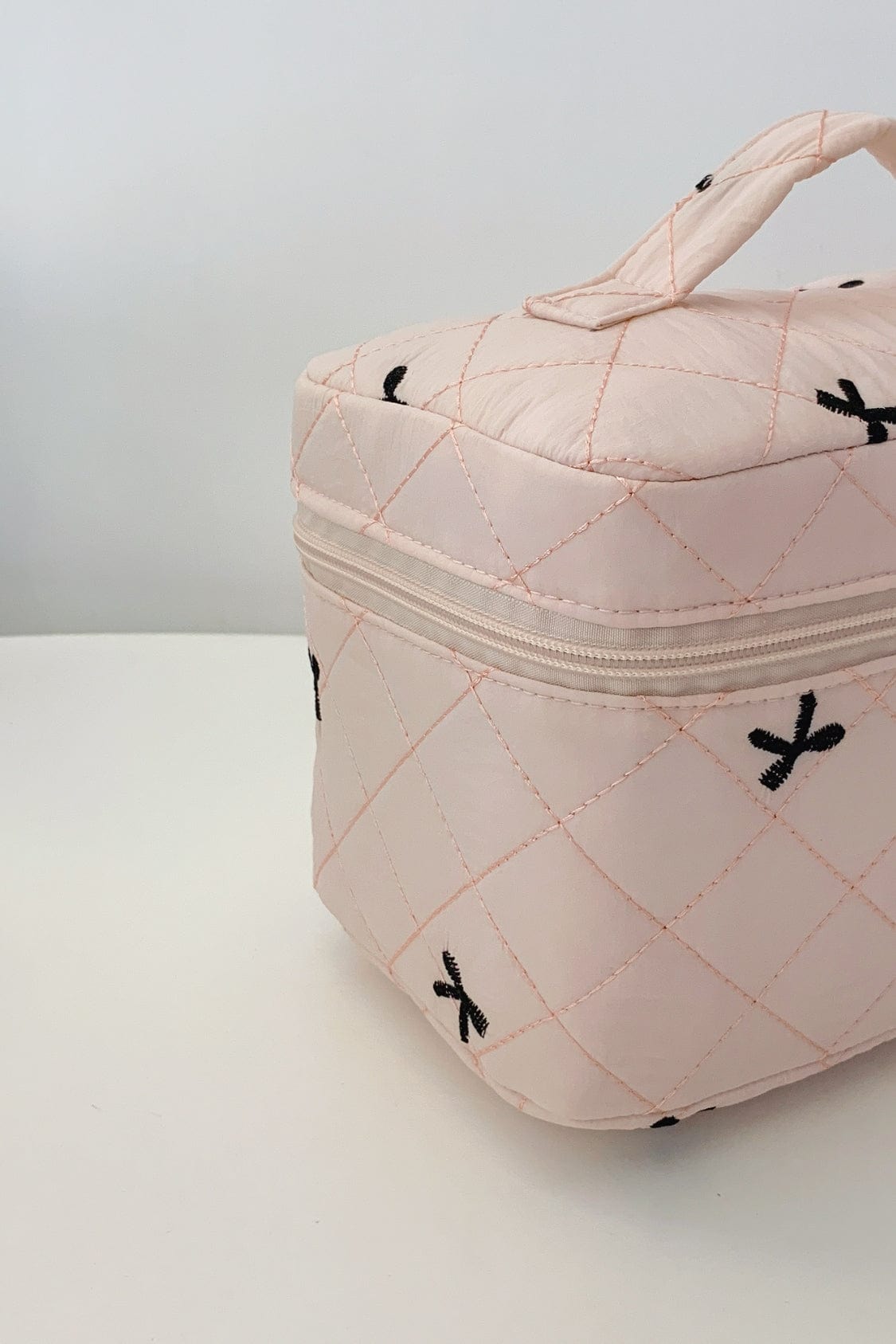 Bow Embroidered Quilted Storage Bag with Zip - Trendsi