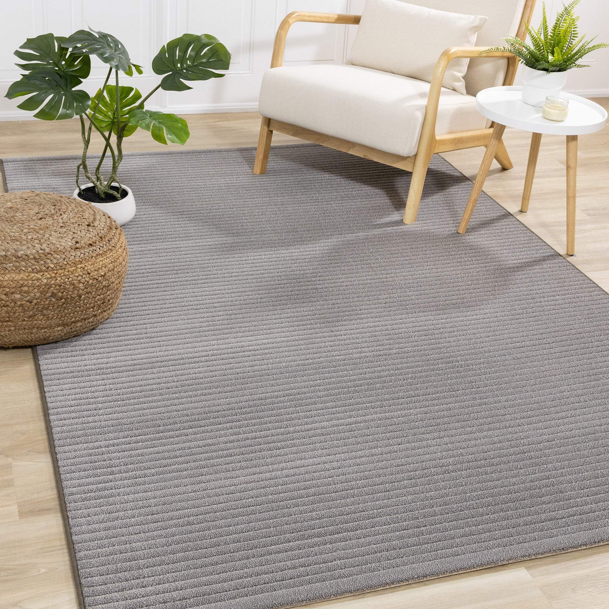 5' X 8' Gray Area Rug - Homeroots - Flyclothing LLC