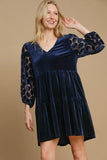 Umgee Dotted Lace Sleeve Tiered Velvet Mini Dress - Trendsi
