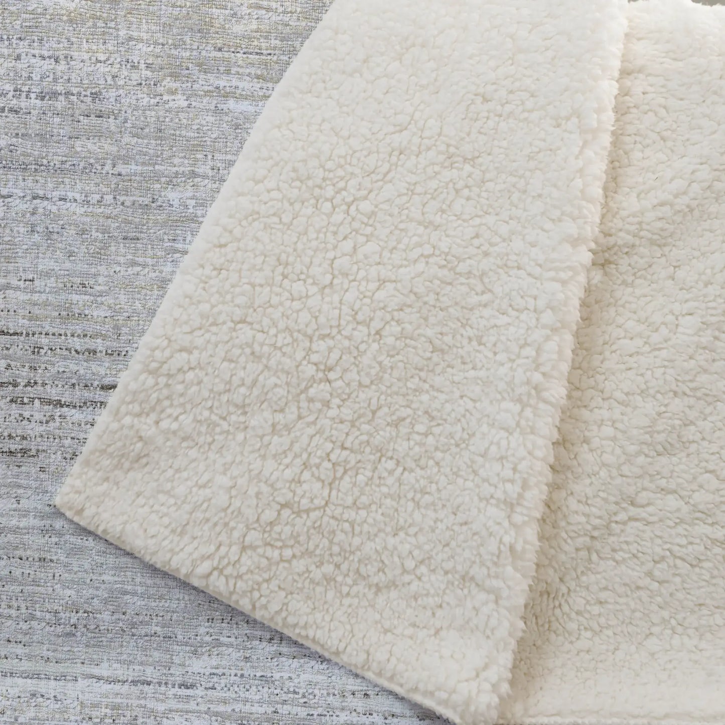 50" X 70" Beige And Ivory Abstract Microfiber Plush Throw Blanket - Homeroots - Flyclothing LLC