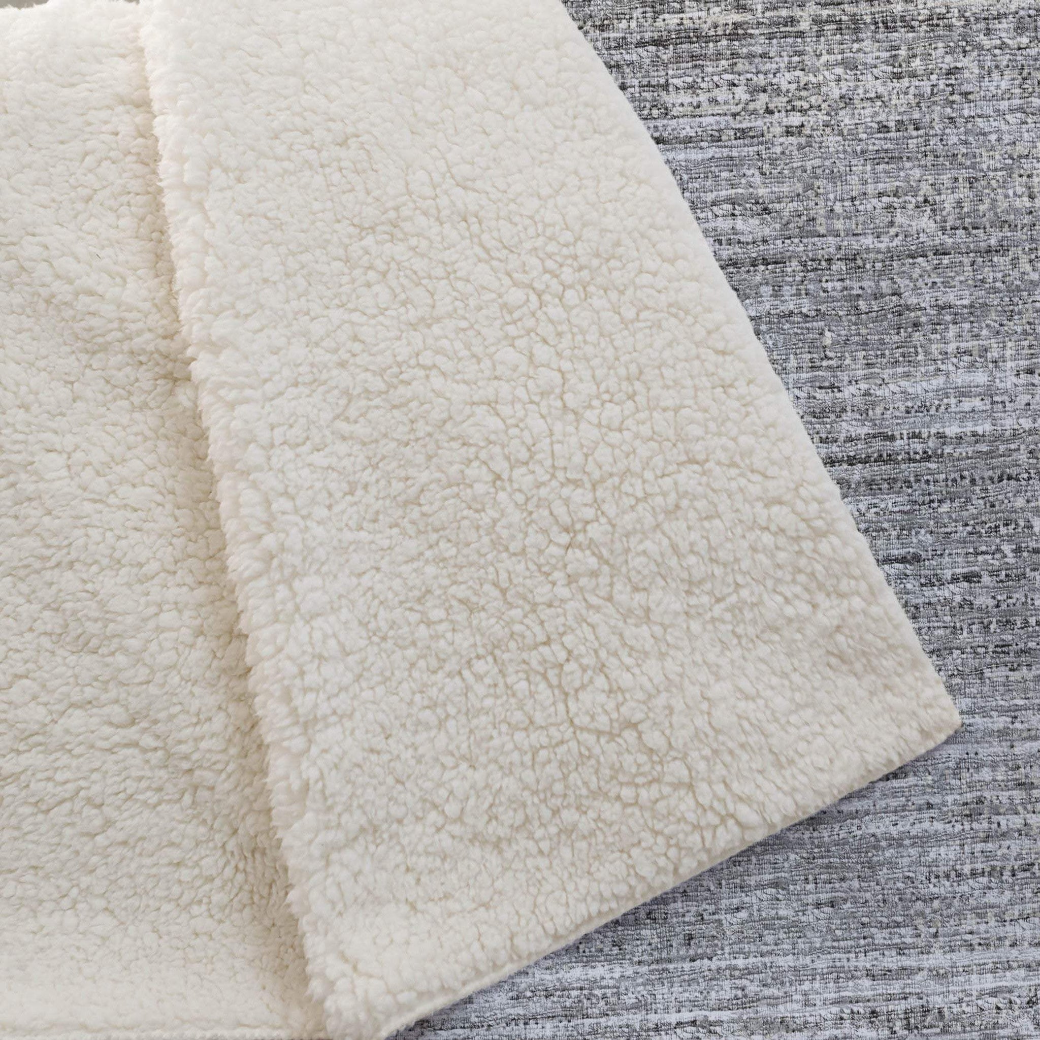 50" X 70" Silver And Gray Abstract Polyester Woven Plush Throw Blanket - HomeRoots - Flyclothing LLC