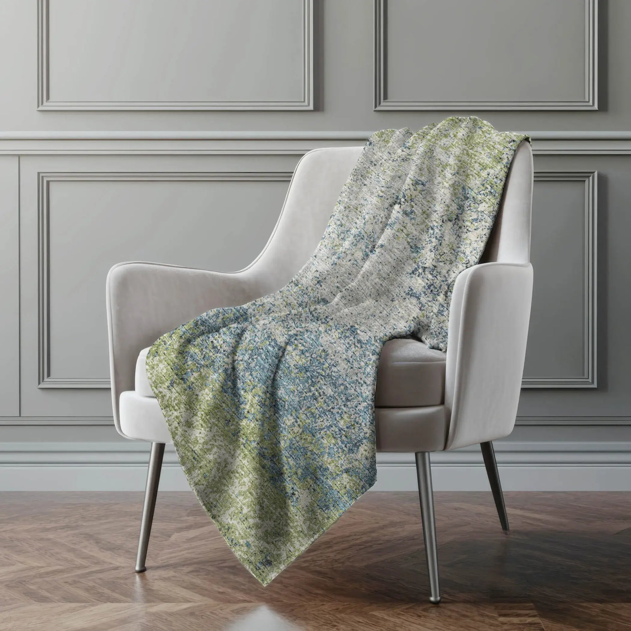 50" X 70" Green And Blue Abstract Polyester Woven Plush Throw Blanket - Homeroots - Flyclothing LLC