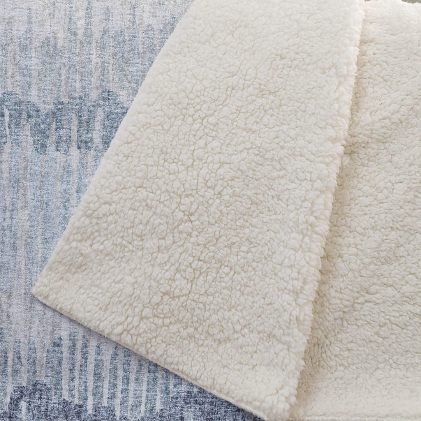 50" X 70" Blue And Beige Abstract Polyester Woven Plush Throw Blanket - HomeRoots - Flyclothing LLC