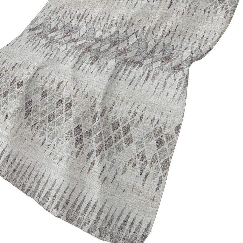 50" X 70" Beige And Gray Geometric Polyester Woven Plush Throw Blanket - Homeroots - Flyclothing LLC