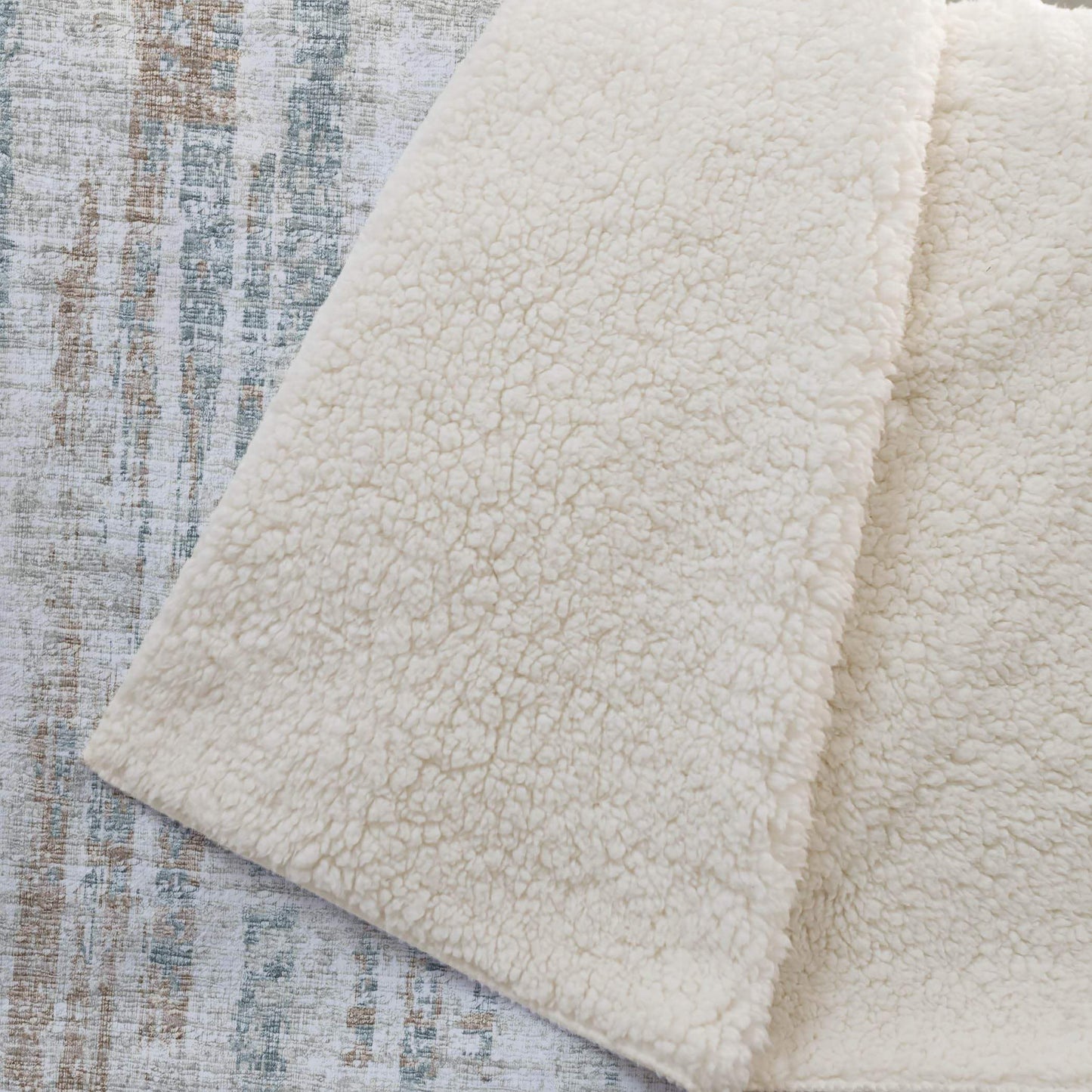 50" X 70" Ivory And Blue Abstract Polyester Woven Plush Throw Blanket - HomeRoots - Flyclothing LLC
