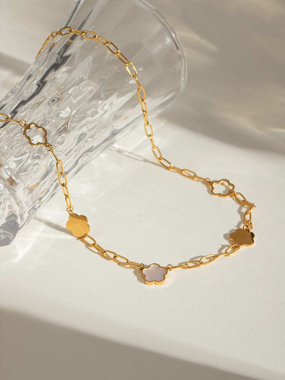 Stainless Steel White Mother-Of-Pearl Flower Necklace - Trendsi - Flyclothing LLC