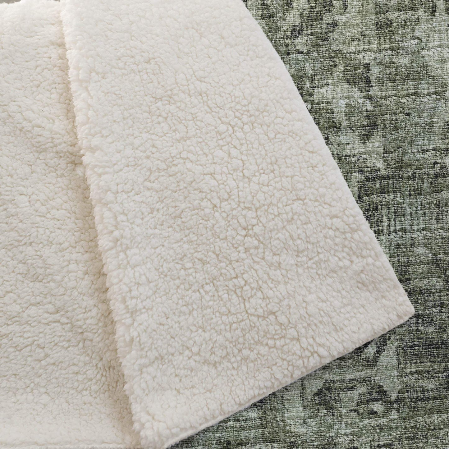 50" X 70" Olive Green And Beige Damask Polyester Woven Plush Throw Blanket - HomeRoots - Flyclothing LLC