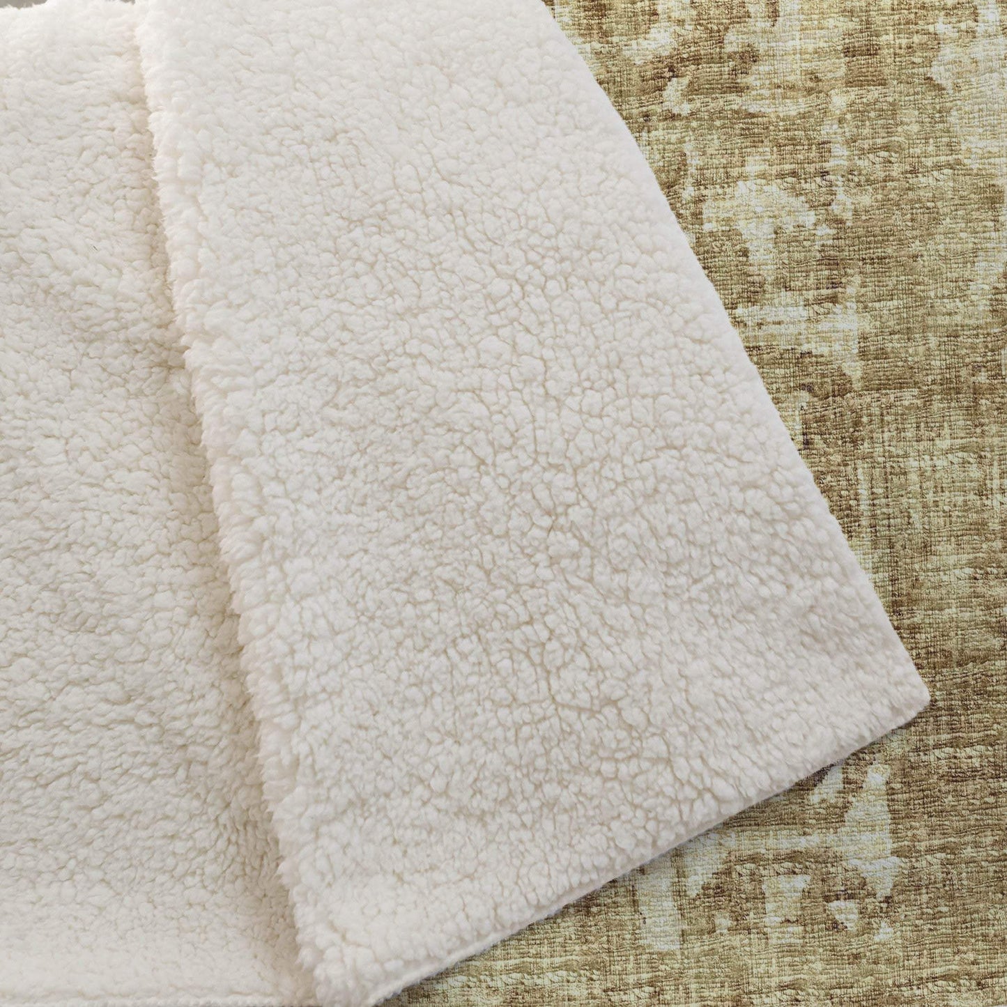 50" X 70" Beige And Tan Damask Polyester Woven Plush Throw Blanket - HomeRoots - Flyclothing LLC