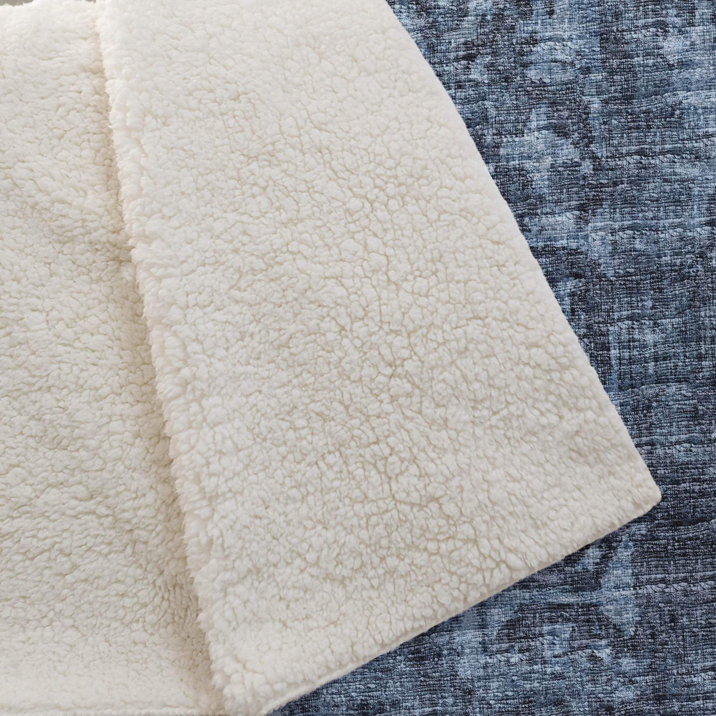 50" X 70" Navy Blue And Gray Damask Polyester Woven Plush Throw Blanket - HomeRoots - Flyclothing LLC