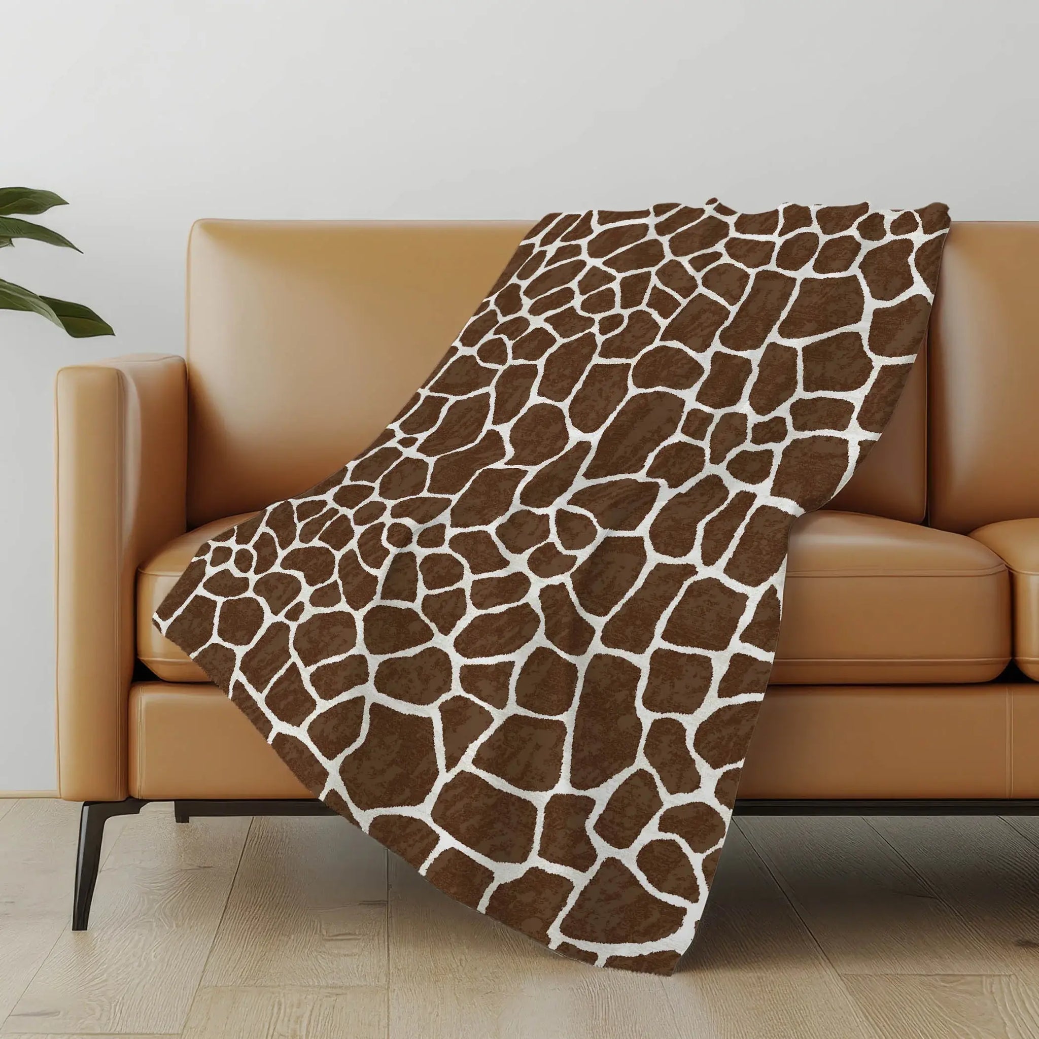 50" X 70" Coffee And Ivory Giraffe Microfiber Plush Throw Blanket - Homeroots - Flyclothing LLC