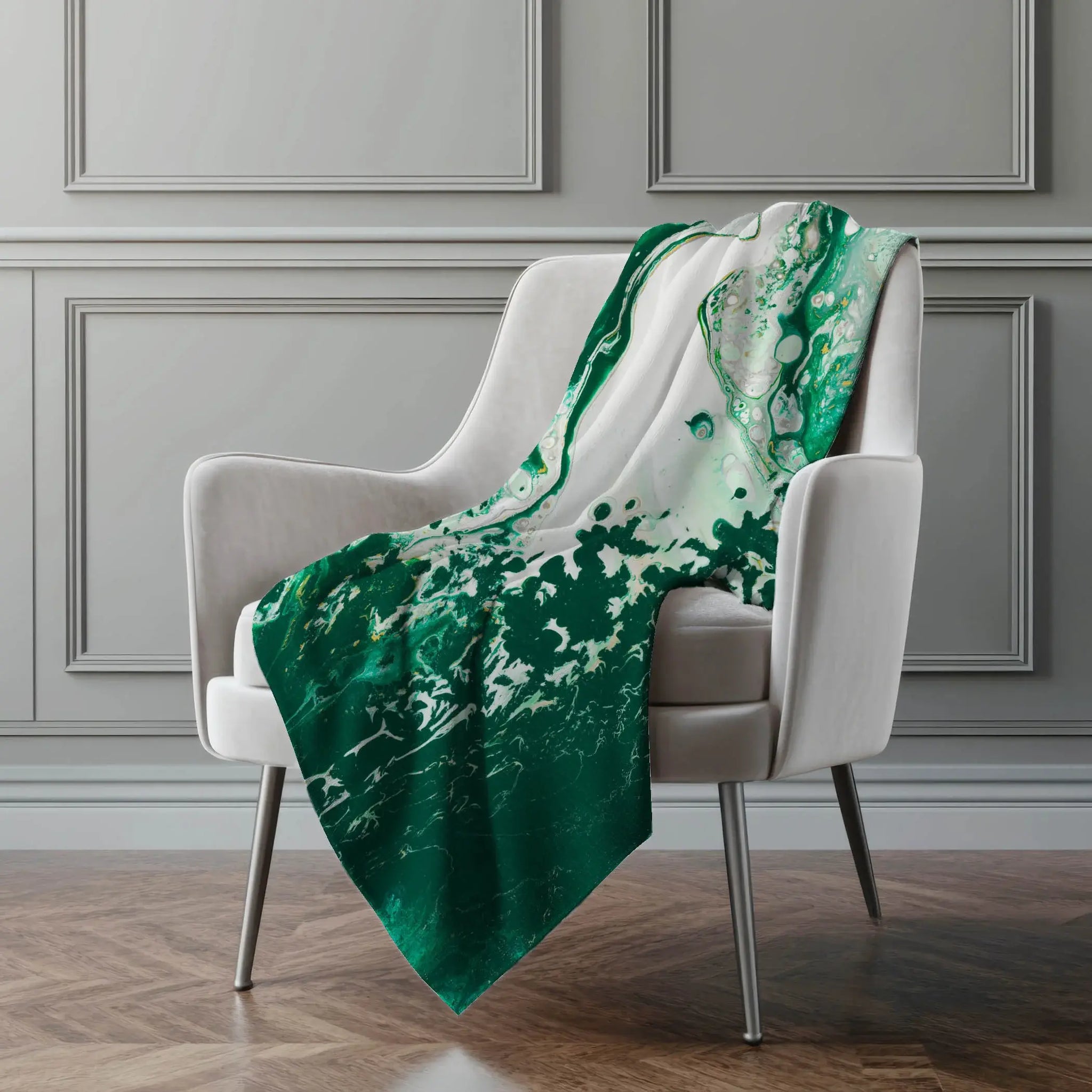 50" X 70" Green And Ivory Abstract Microfiber Plush Throw Blanket - Homeroots - Flyclothing LLC