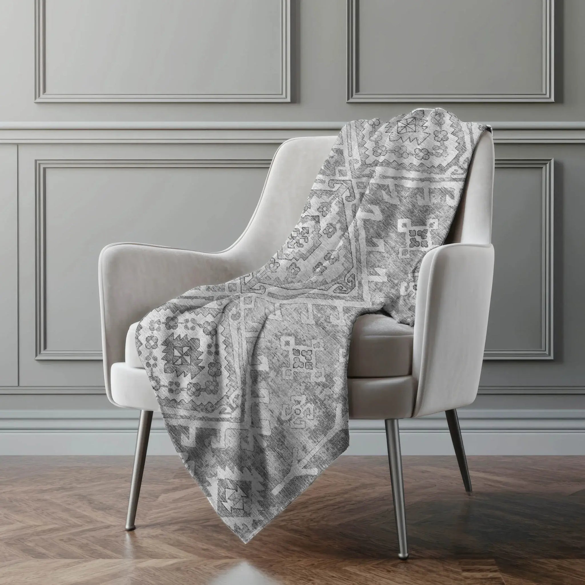 50" X 70" Pewter And Beige Southwestern Microfiber Plush Throw Blanket - Homeroots - Flyclothing LLC
