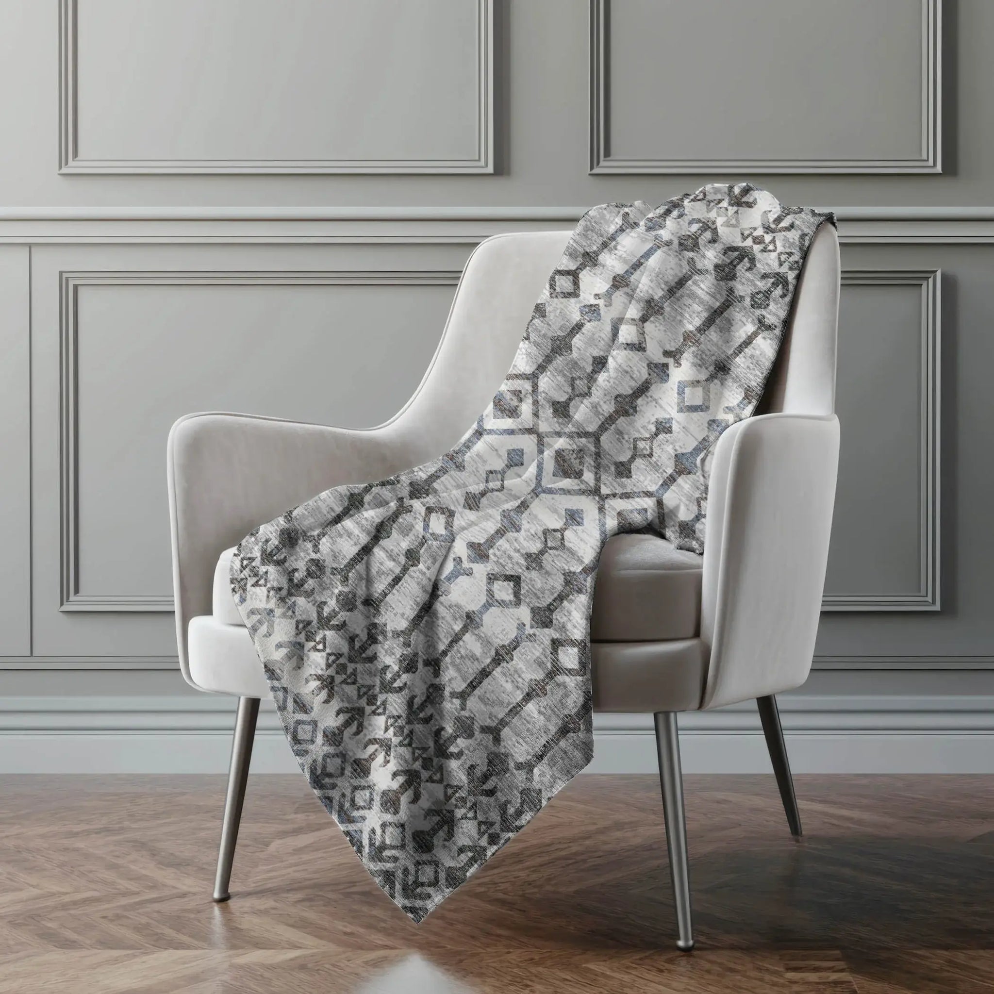 50" X 70" Charcoal And Gray Geometric Microfiber Plush Throw Blanket - Homeroots - Flyclothing LLC