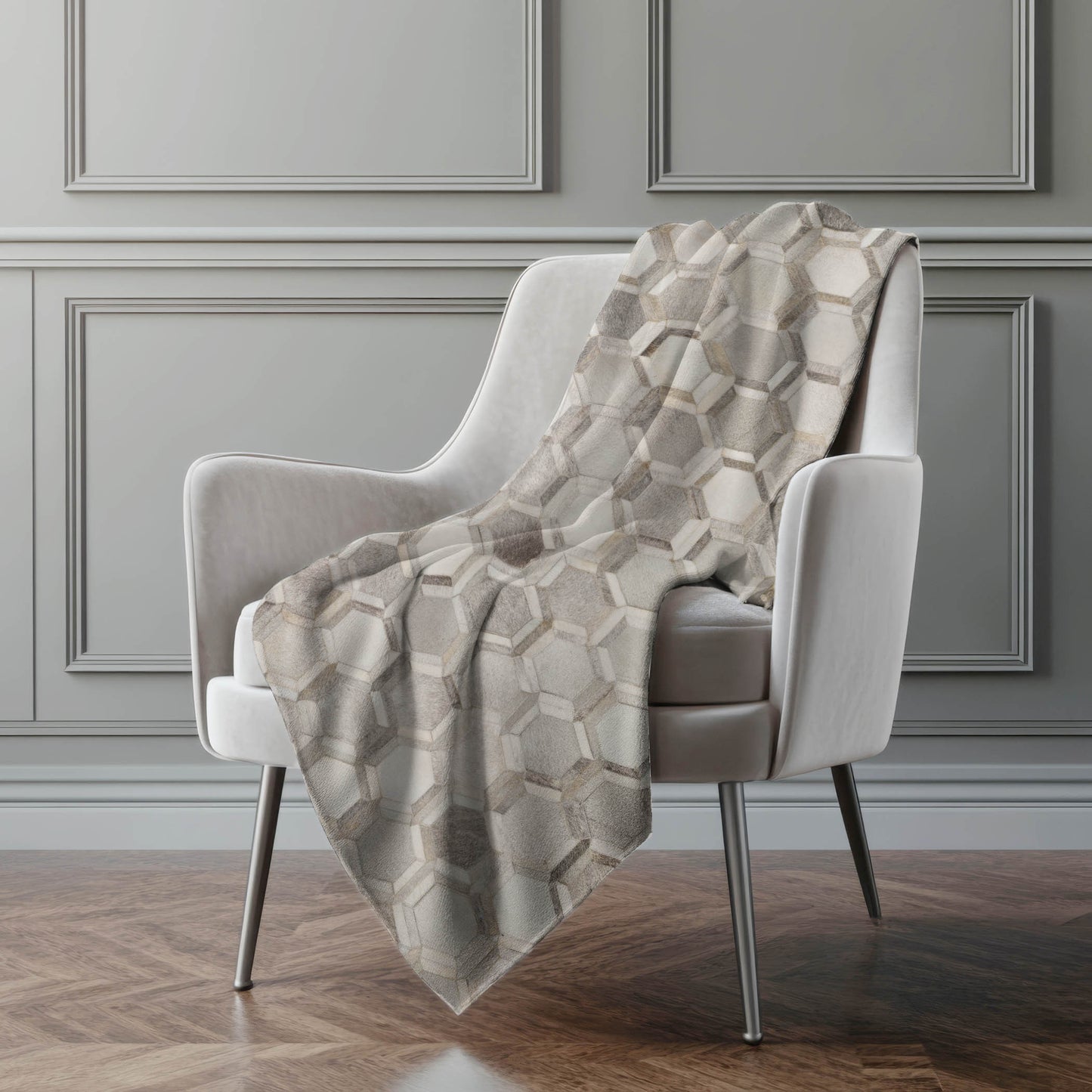50" X 70" Gray And Ivory Geometric Microfiber Plush Throw Blanket - Homeroots - Flyclothing LLC