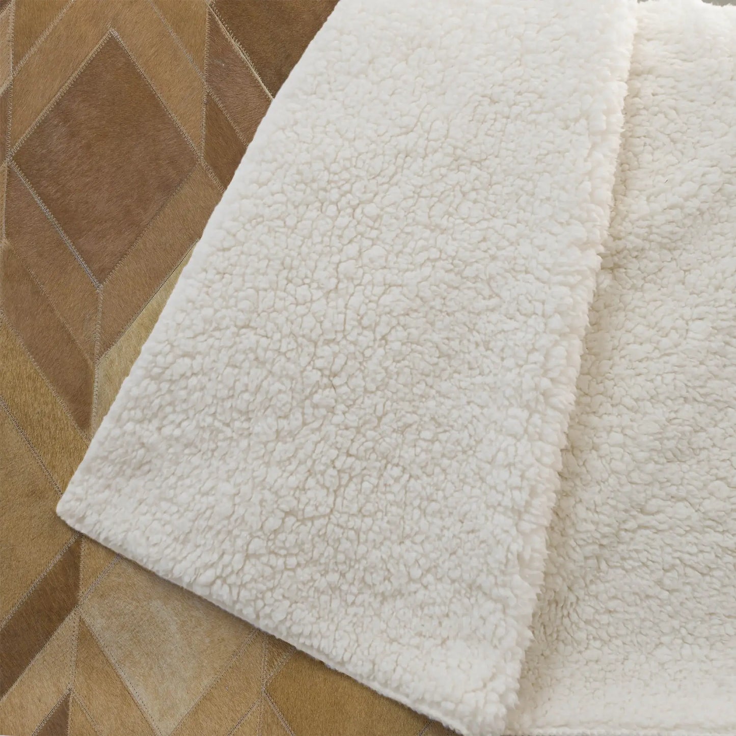 50" X 70" Brown Beige And Gold Geometric Microfiber Plush Throw Blanket - Homeroots - Flyclothing LLC