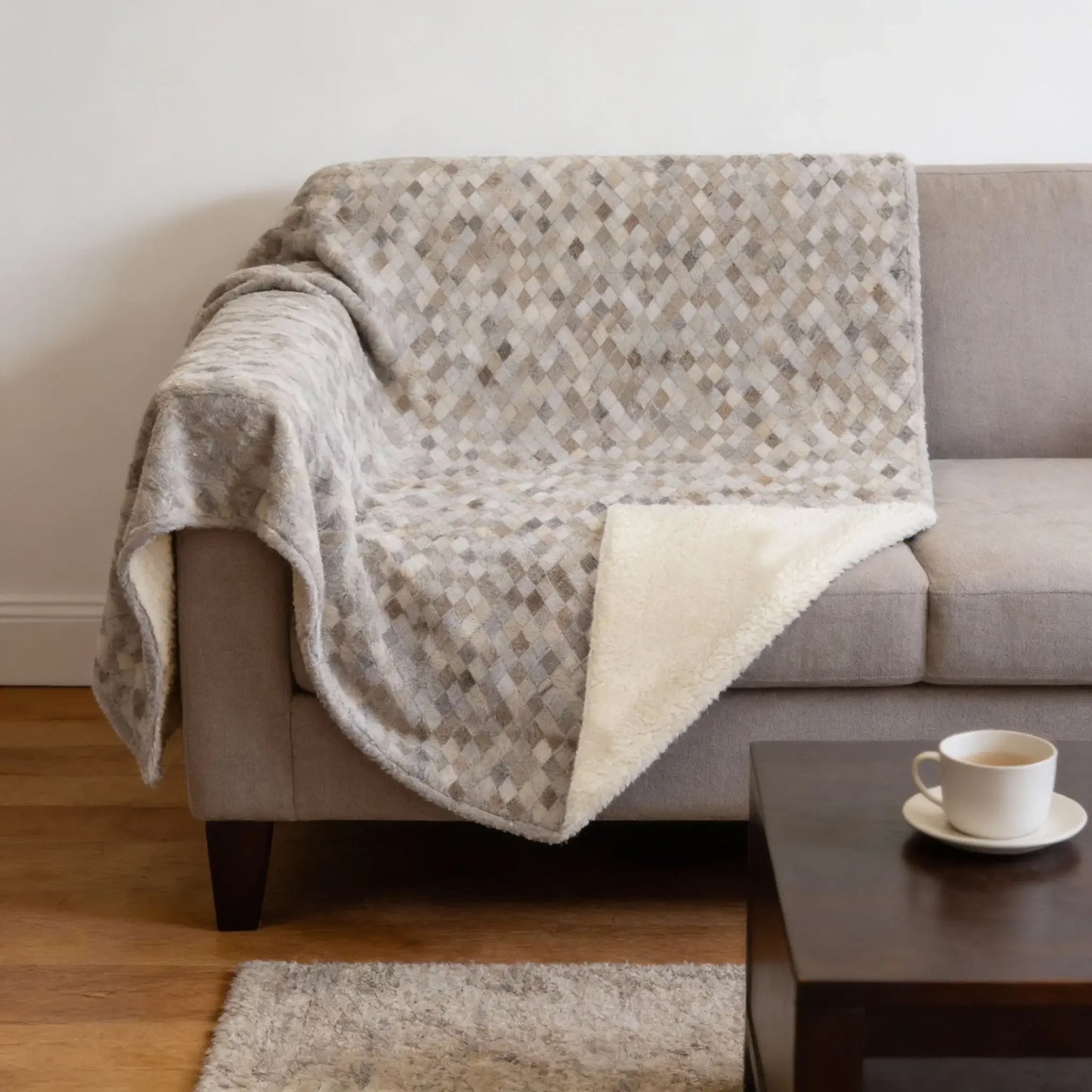 50" X 70" Gray Beige And Ivory Geometric Microfiber Plush Throw Blanket - Homeroots - Flyclothing LLC
