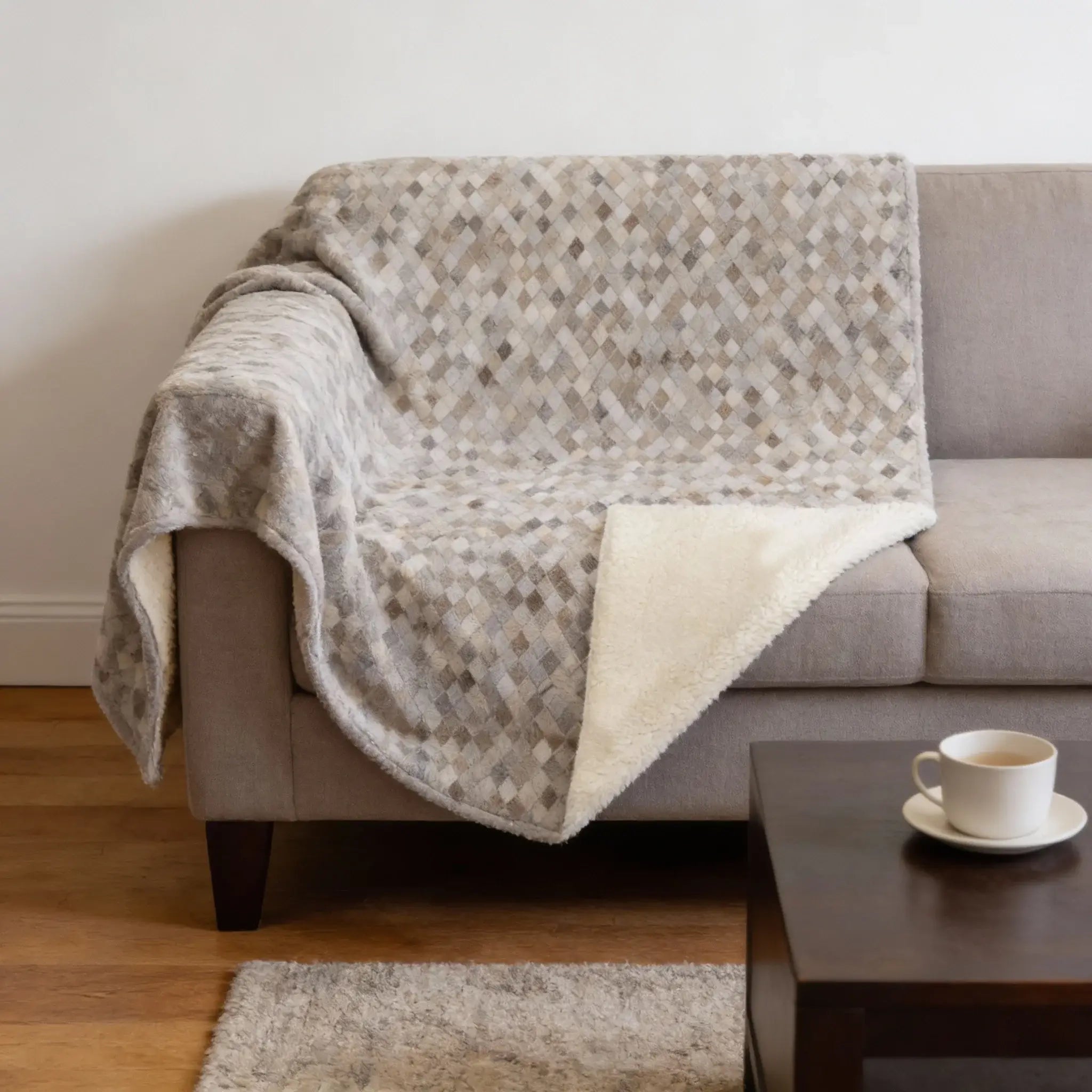50" X 70" Gray Beige And Ivory Geometric Microfiber Plush Throw Blanket - Homeroots - Flyclothing LLC